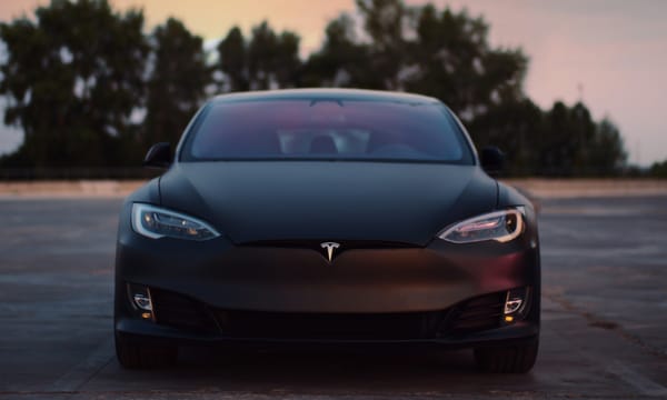 2020 m. Tesla Model S atsiliepimas